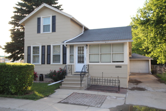 307 E Dearborn St, Plano, IL 60545 photo 1