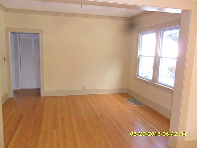 6464 N Nordica Ave, Chicago, IL 60631 photo 4
