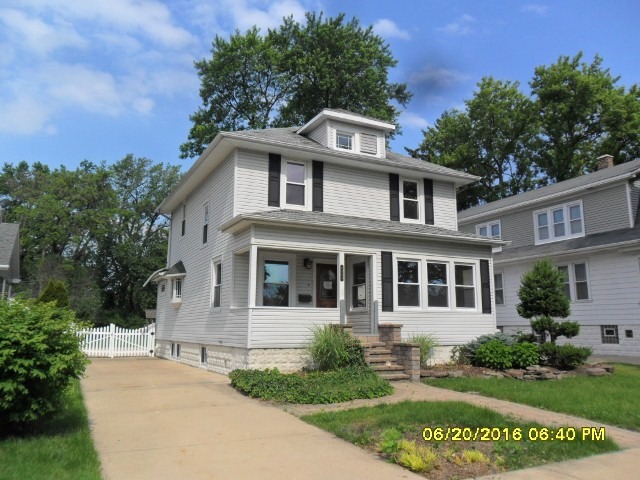 6464 N Nordica Ave, Chicago, IL 60631 photo 1