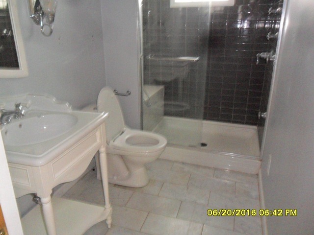 6464 N Nordica Ave, Chicago, IL 60631 photo 5