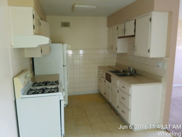 1330 Zee Ct, Wheeling, IL 60090 photo 10