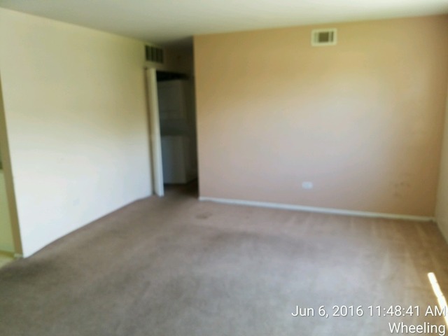 1330 Zee Ct, Wheeling, IL 60090 photo 11