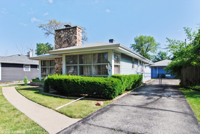 4207 Edgewater Ave, Hillside, IL 60162 photo 1