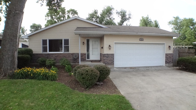 415 3rd Ave, Marengo, IL 60152 photo 1
