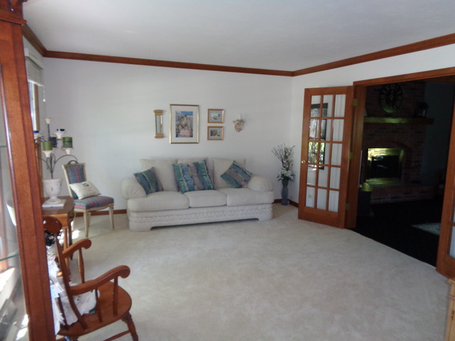1129 Belter Dr, Wheaton, IL 60189 photo 4