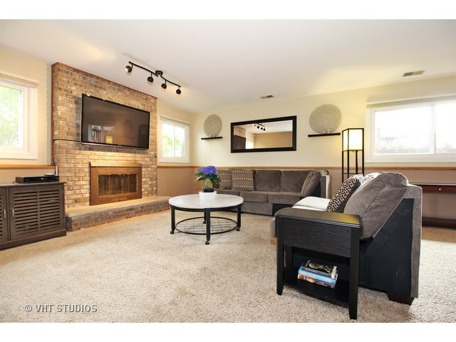 10516 Oconnell Ave, Mokena, IL 60448 photo 5