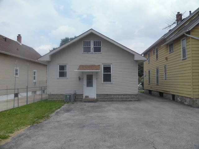 413 Watson St, Aurora, IL 60505 photo 13
