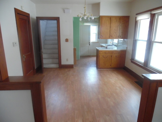 413 Watson St, Aurora, IL 60505 photo 6