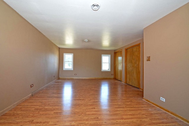 7541 Beloit Ave, Bridgeview, IL 60455 photo 8