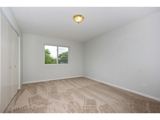 2005 Gray Hawk Dr, Plainfield, IL 60586 photo 8