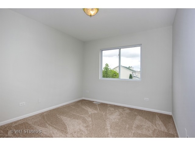 2005 Gray Hawk Dr, Plainfield, IL 60586 photo 9