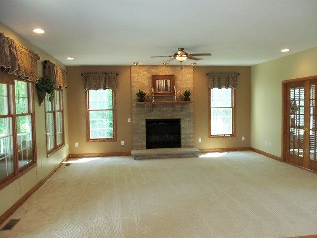 600 Michael Dr, Morris, IL 60450 photo 4