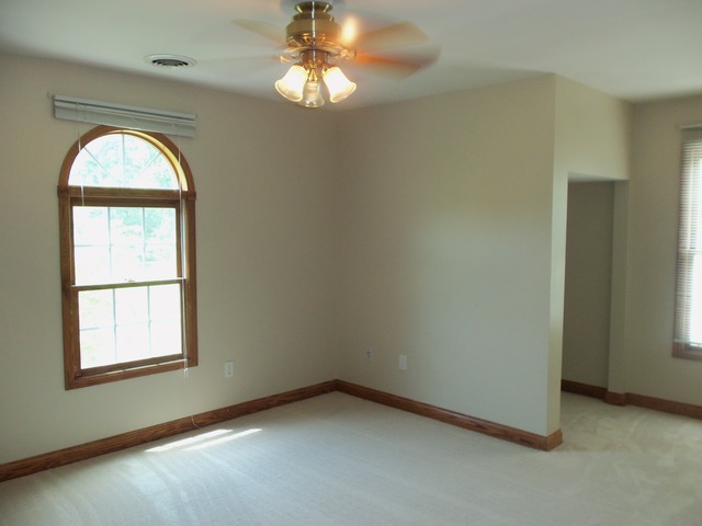 600 Michael Dr, Morris, IL 60450 photo 16