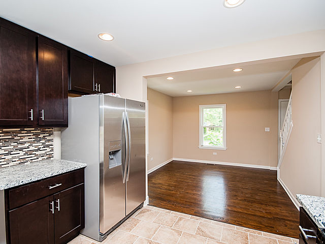 233 E 141st Pl, Dolton, IL 60419 photo 5