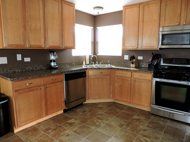 2246 Monarch St, Bourbonnais, IL 60914 photo 9
