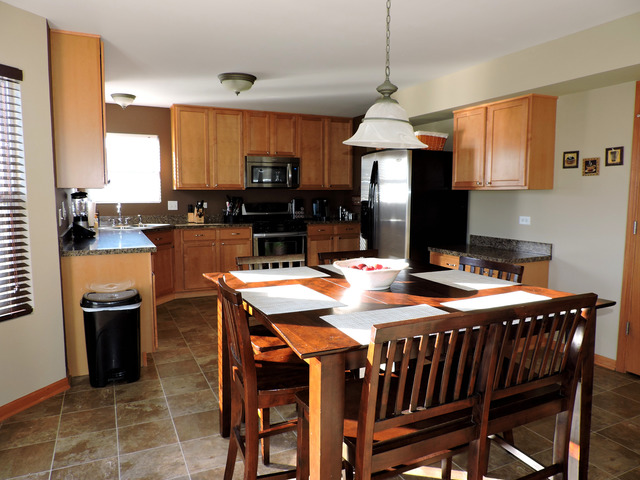 2246 Monarch St, Bourbonnais, IL 60914 photo 8
