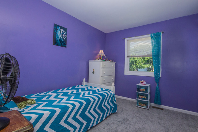 2103 Old Elm Rd, Lindenhurst, IL 60046 photo 17