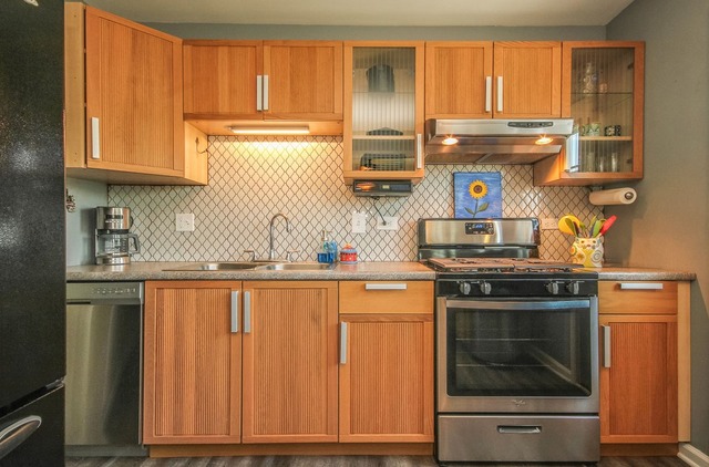 2103 Old Elm Rd, Lindenhurst, IL 60046 photo 6