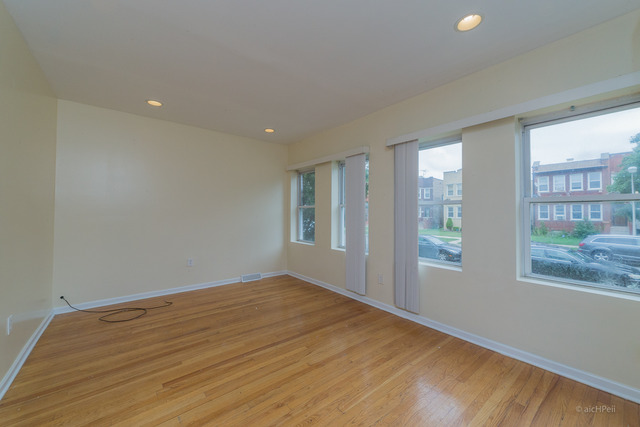 1712 N Meade Ave, Chicago, IL 60639 photo 2