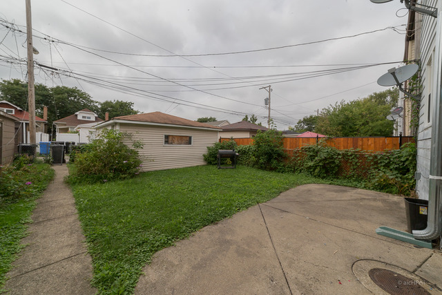 1712 N Meade Ave, Chicago, IL 60639 photo 15