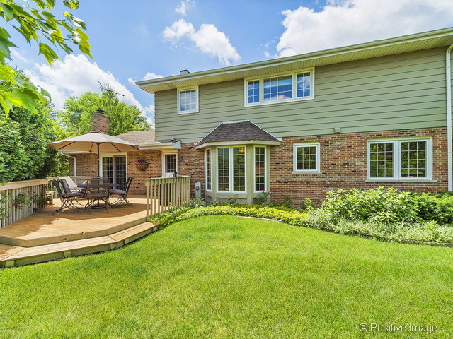 7717 Appletree Ln, Willowbrook, IL 60527 photo 25