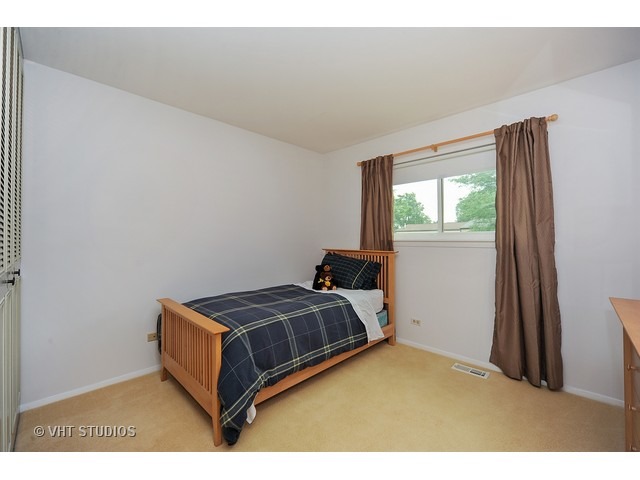1580 Tahoe Circle Dr, Wheeling, IL 60090 photo 11