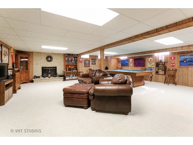1310 E Thayer St, Mount Prospect, IL 60056 photo 8