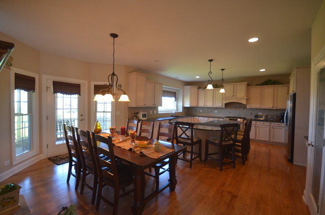 12924 Peppertree Dr, Plainfield, IL 60585 photo 2