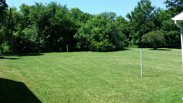 717 Dewey St, Harvard, IL 60033 photo 2