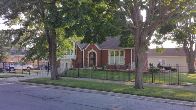 1541 W 113th Pl, Chicago, IL 60643 photo 1