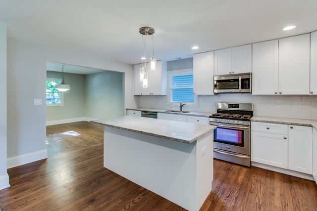 301 Bennett Ln, Des Plaines, IL 60016 photo 7