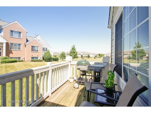 2010 Concord Dr, Mchenry, IL 60050 photo 12