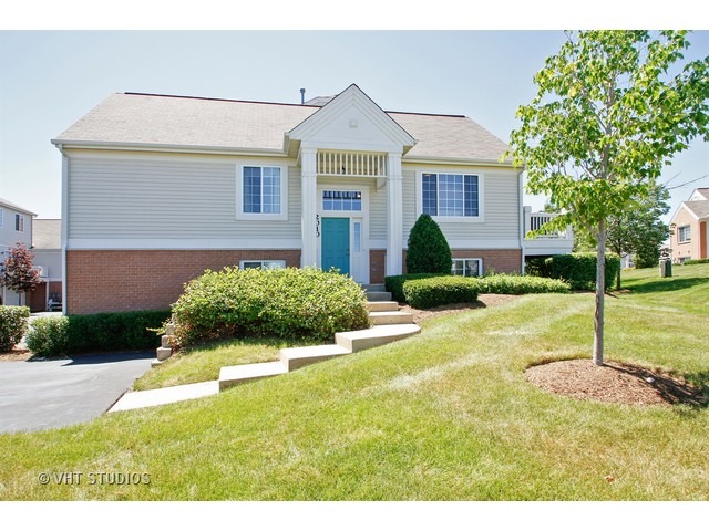 2010 Concord Dr, Mchenry, IL 60050 photo 15