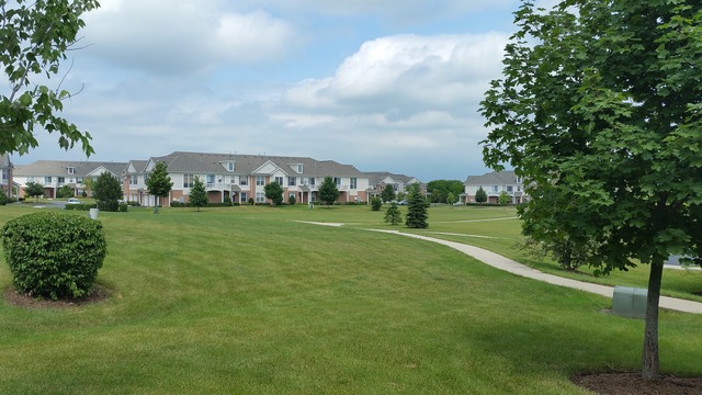2010 Concord Dr, Mchenry, IL 60050 photo 18