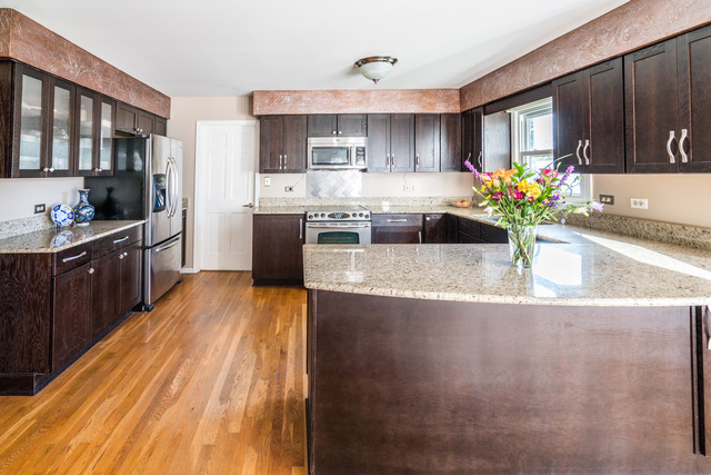 2219 Barger Ct, Wheaton, IL 60189 photo 8