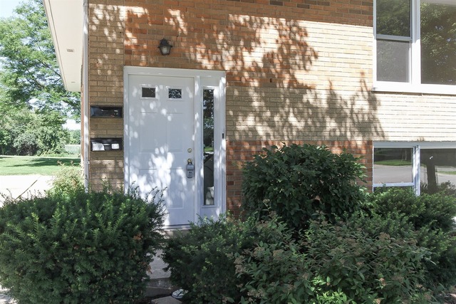 280 Wayne Ct, Bartlett, IL 60103 photo 3