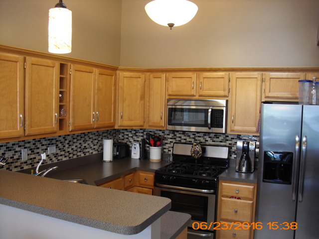 2006 Leness Ln, Crest Hill, IL 60403 photo 3