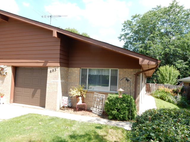 603 Walnut St, Batavia, IL 60510 photo 1