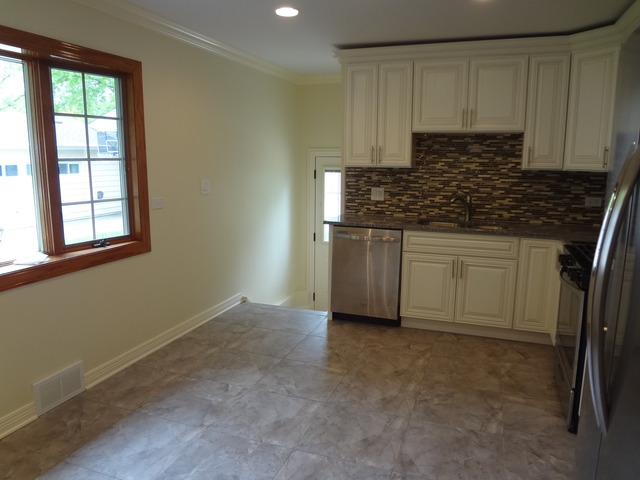 3101 Starling Ln, Rolling Meadows, IL 60008 photo 4