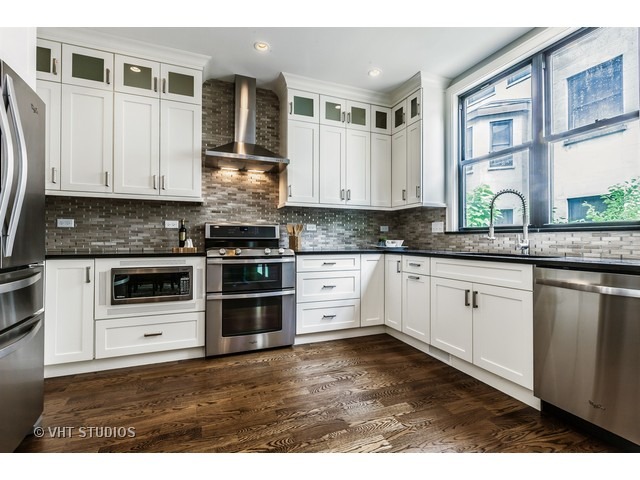 848 E 48th St, Chicago, IL 60615 photo 4