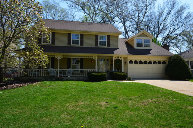915 Campbell Ave, Wheaton, IL 60189 photo 1