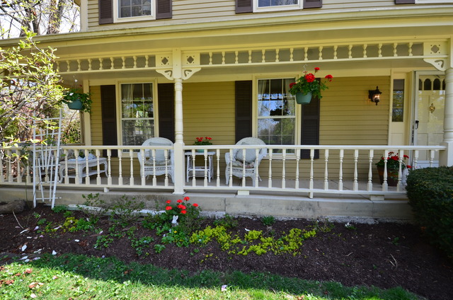 915 Campbell Ave, Wheaton, IL 60189 photo 2