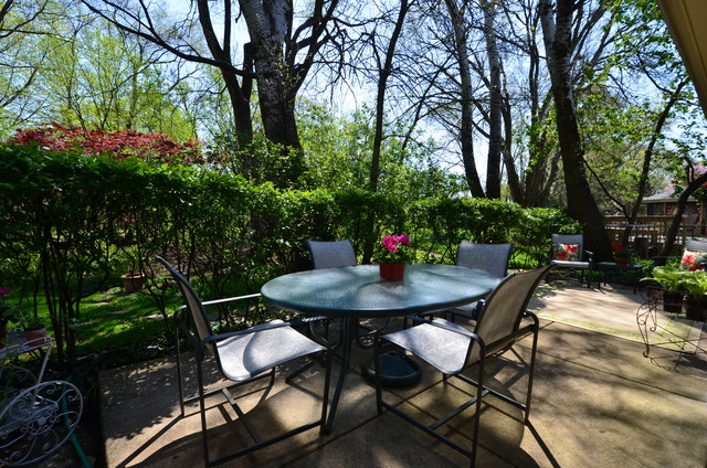 915 Campbell Ave, Wheaton, IL 60189 photo 5