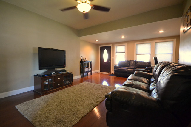 523 Cornell St, Ottawa, IL 61350 photo 5
