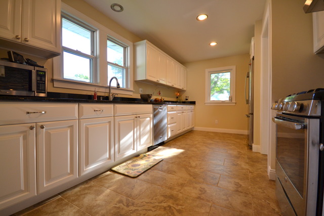 523 Cornell St, Ottawa, IL 61350 photo 8