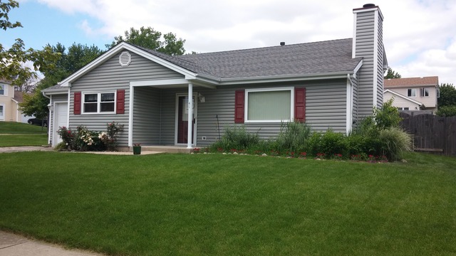 41 Fallstone Dr, Streamwood, IL 60107 photo 1