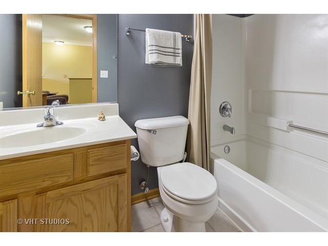 17588 Gilbert Dr, Lockport, IL 60441 photo 10