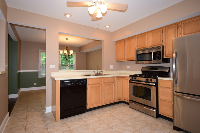 418 E Theodore Ln, Itasca, IL 60143 photo 8