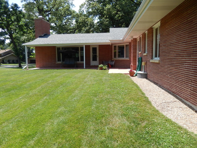16 Elmwood Dr, Kankakee, IL 60901 photo 22