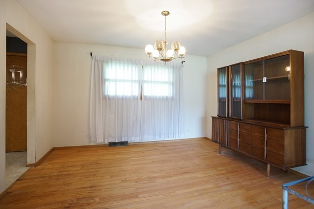 3401 Central Rd, Rolling Meadows, IL 60008 photo 4